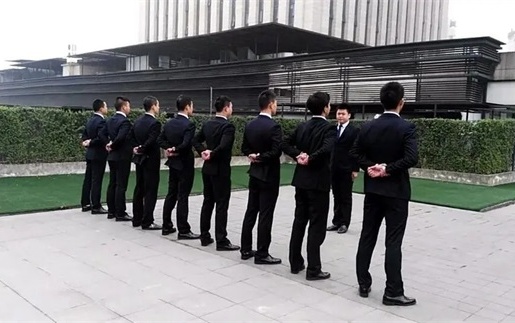 枣阳揭秘：如何选择靠谱的收债公司？老司机给你支招